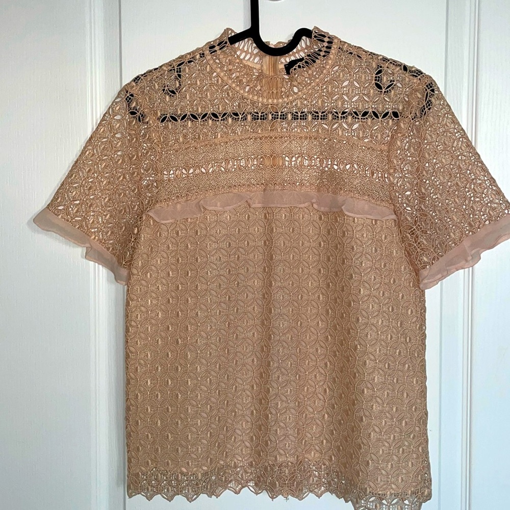 ZARA | Eyelet Detailed Top, Mock Neck in Peach | XS